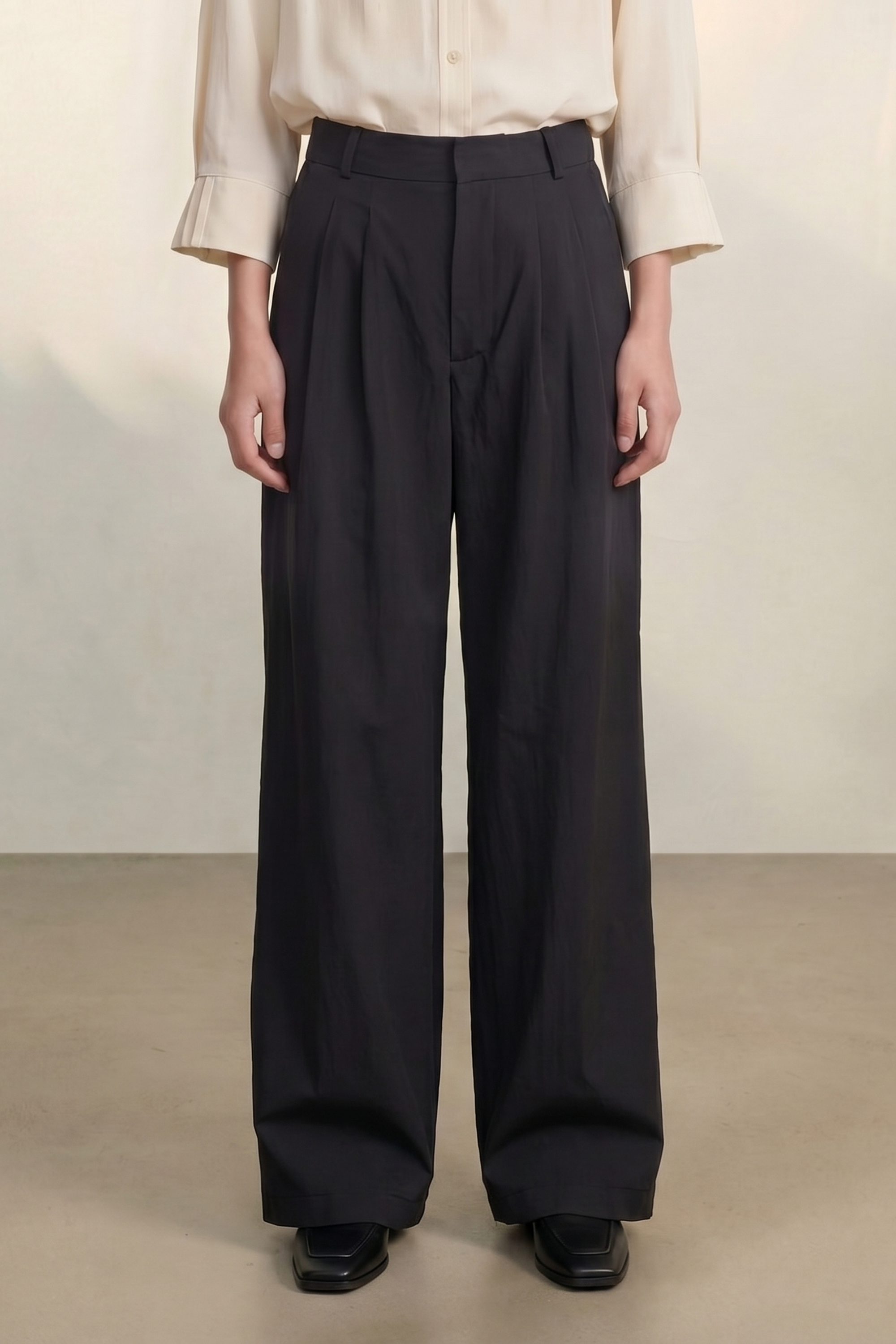 Atelier Taktil AT-Tania Tailored Pant Jeans & Pants 9 Black